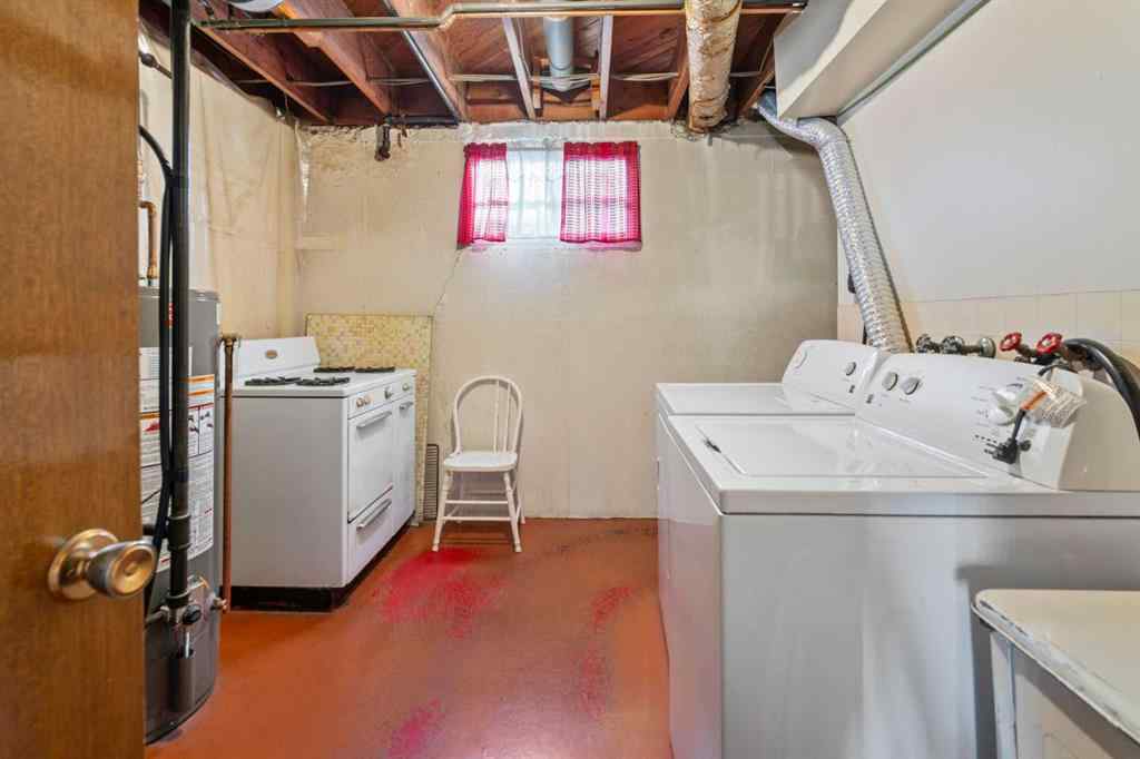 MLS® A2268787 - 3812 33 Avenue SW in Glenbrook Calgary, Residential