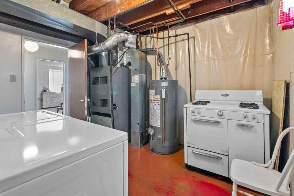 MLS® A2268787 - 3812 33 Avenue SW in Glenbrook Calgary, Residential