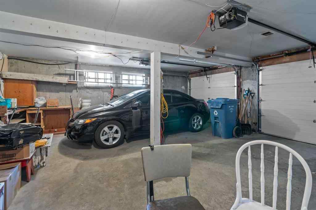 MLS® A2268787 - 3812 33 Avenue SW in Glenbrook Calgary, Residential