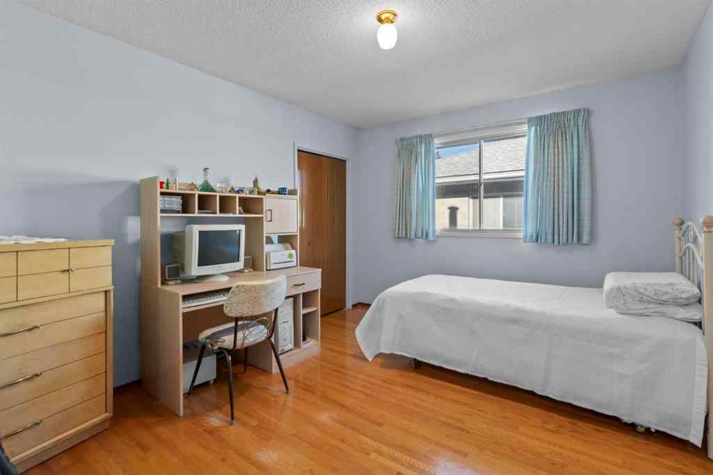 MLS® A2268787 - 3812 33 Avenue SW in Glenbrook Calgary, Residential