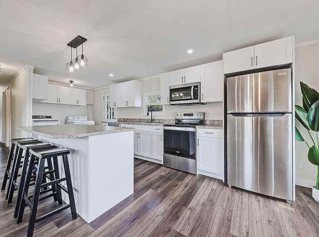 MLS® A2268790 - 130 Sunset Way NE   in NONE High River, Mobile