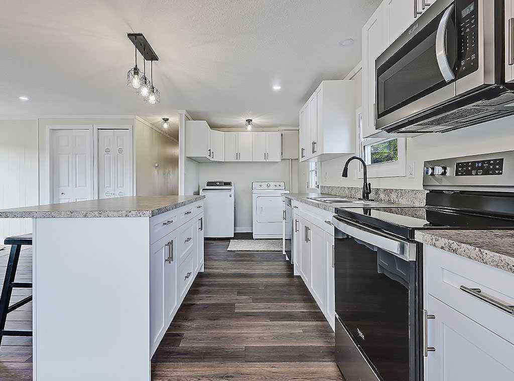 MLS® A2268790 - 130 Sunset Way NE   in NONE High River, Mobile