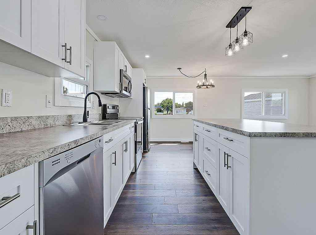 MLS® A2268790 - 130 Sunset Way NE   in NONE High River, Mobile