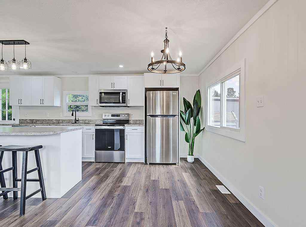 MLS® A2268790 - 130 Sunset Way NE   in NONE High River, Mobile