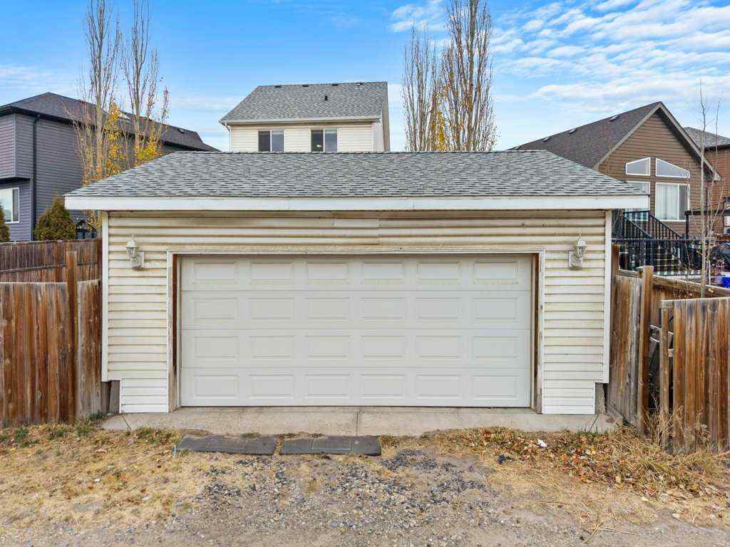 MLS® A2268801 - 32 New Brighton Court SE in New Brighton Calgary, Residential