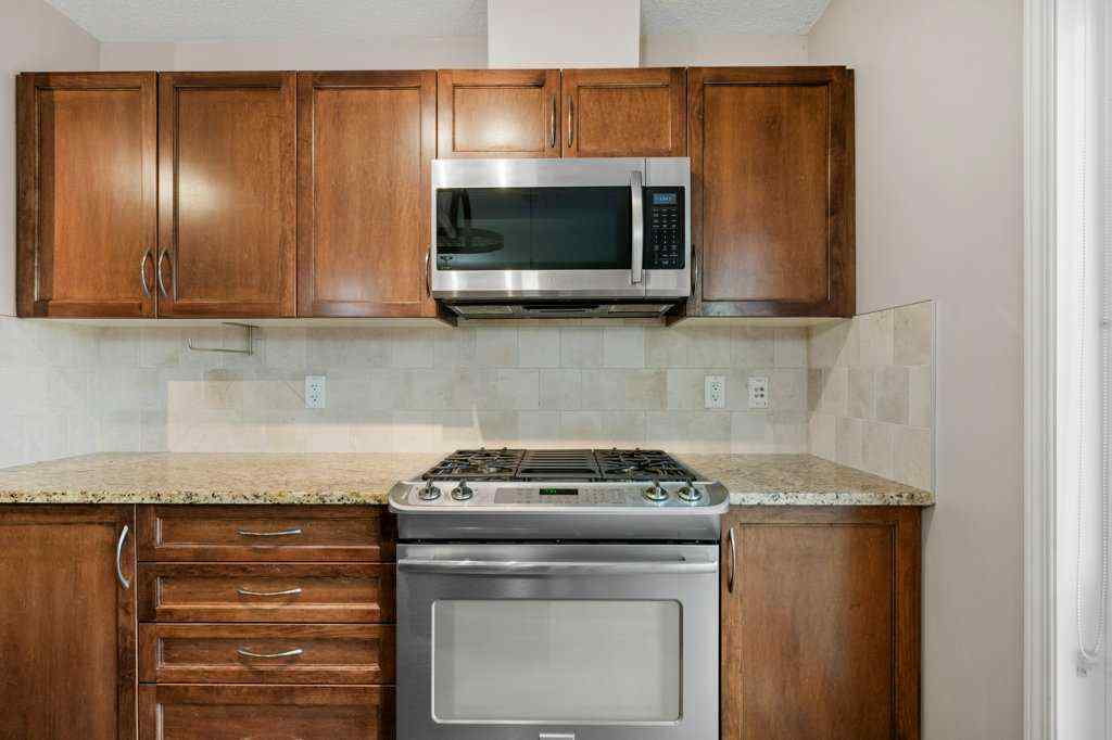 MLS® A2268801 - 32 New Brighton Court SE in New Brighton Calgary, Residential