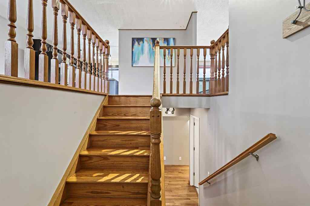 MLS® A2268816 - 128 Ventura Way NE in Vista Heights Calgary, Residential