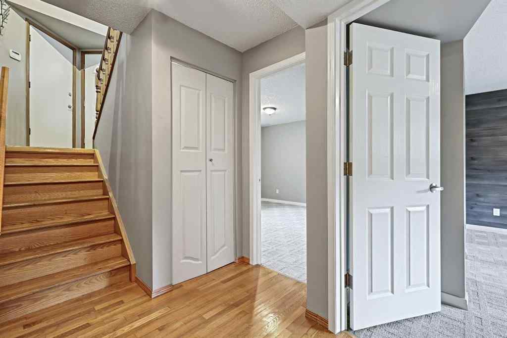 MLS® A2268816 - 128 Ventura Way NE in Vista Heights Calgary, Residential