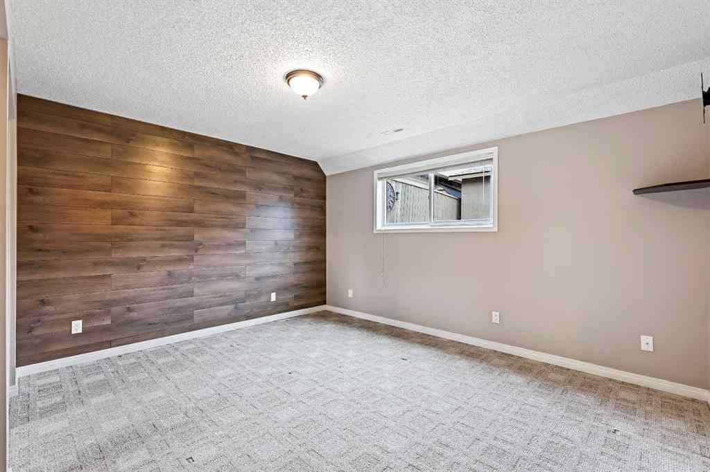 MLS® A2268816 - 128 Ventura Way NE in Vista Heights Calgary, Residential