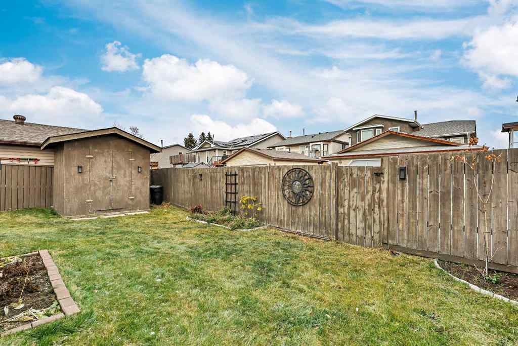 MLS® A2268816 - 128 Ventura Way NE in Vista Heights Calgary, Residential