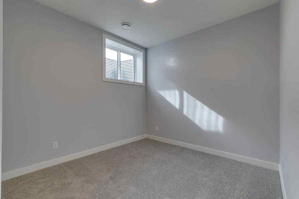 MLS® A2268823 - 31 Creekstone Green SW in Pine Creek Calgary, Residential