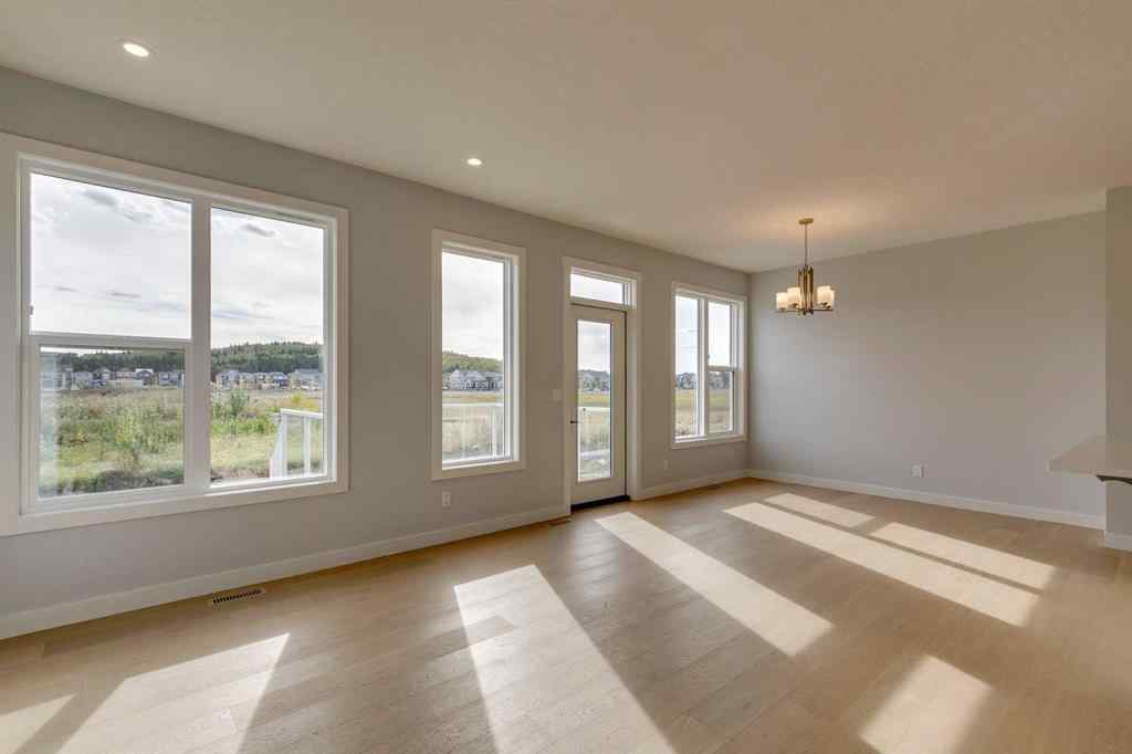 MLS® A2268823 - 31 Creekstone Green SW in Pine Creek Calgary, Residential