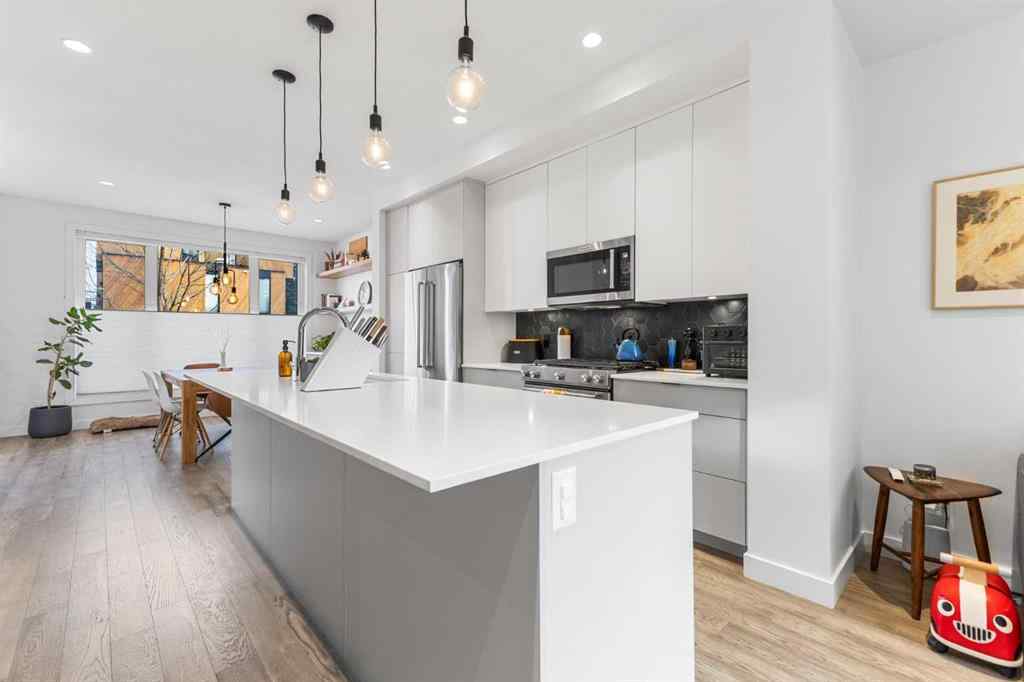 MLS® A2268833 - 4909 16 Street SW in Altadore Calgary, Residential