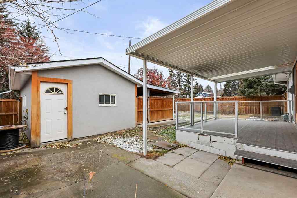 MLS® # A2268837 - 303 40 Street SW in Wildwood Calgary, Residential Open Houses