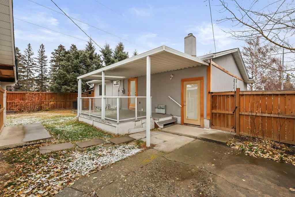 MLS® # A2268837 - 303 40 Street SW in Wildwood Calgary, Residential Open Houses