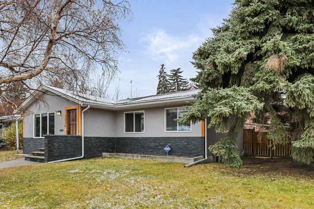 MLS® # A2268837 - 303 40 Street SW in Wildwood Calgary, Residential Open Houses