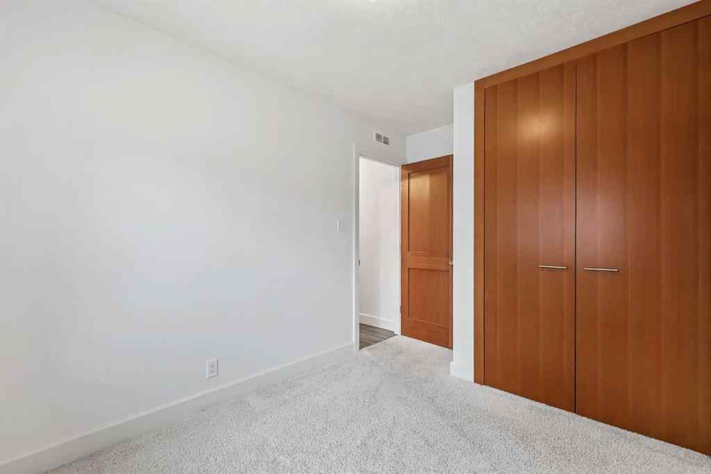 MLS® # A2268837 - 303 40 Street SW in Wildwood Calgary, Residential Open Houses