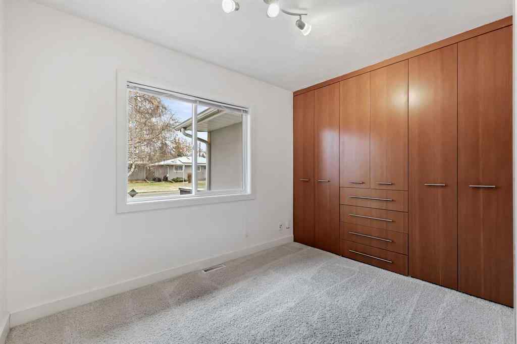 MLS® # A2268837 - 303 40 Street SW in Wildwood Calgary, Residential Open Houses