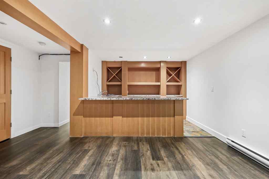 MLS® # A2268837 - 303 40 Street SW in Wildwood Calgary, Residential Open Houses