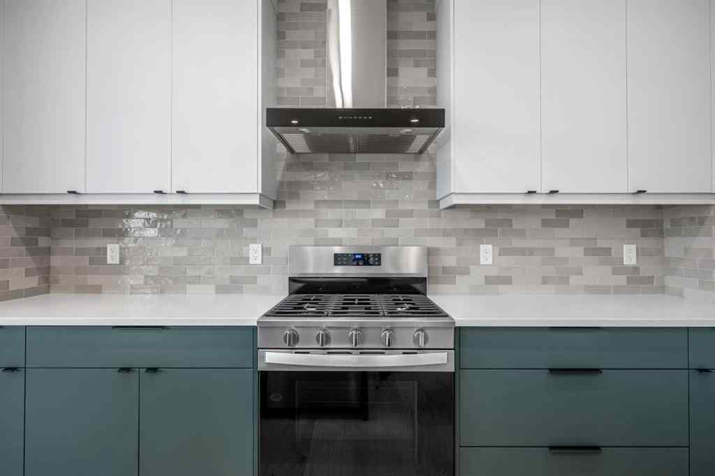 MLS&reg; # A2268838 - 76 Creekview Manor SW in Pine Creek Calgary, Residential Open Houses