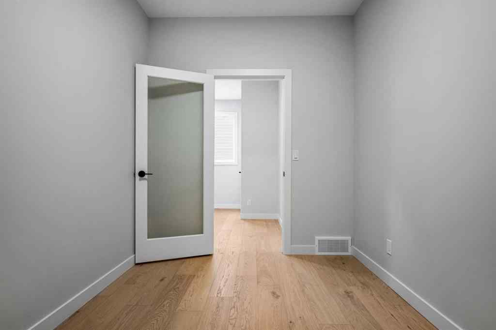 MLS&reg; # A2268838 - 76 Creekview Manor SW in Pine Creek Calgary, Residential Open Houses