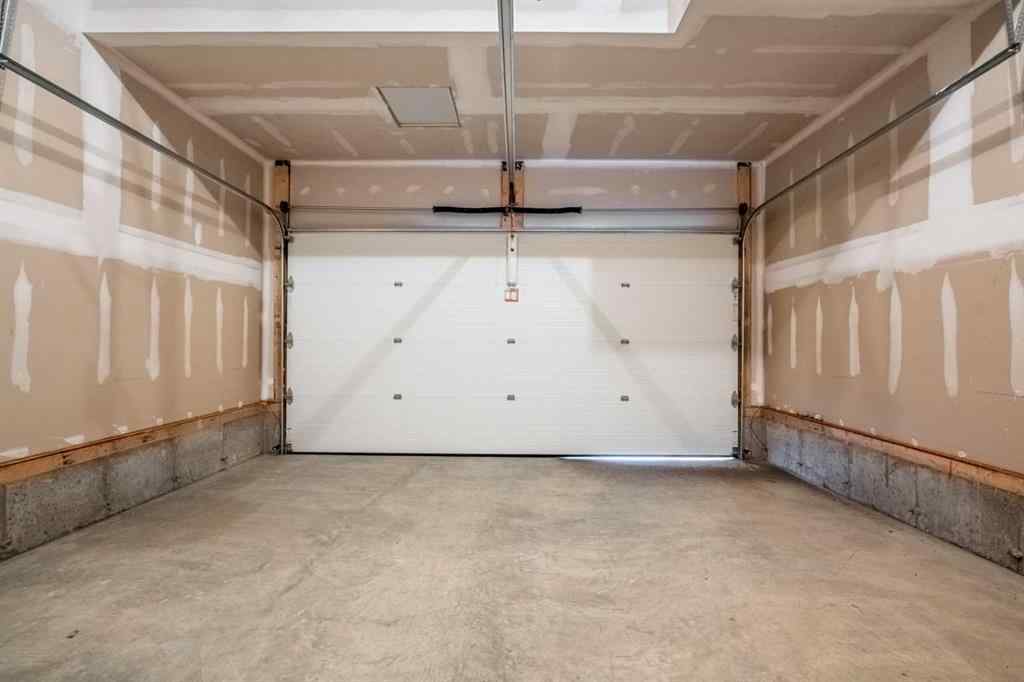 MLS&reg; # A2268838 - 76 Creekview Manor SW in Pine Creek Calgary, Residential Open Houses