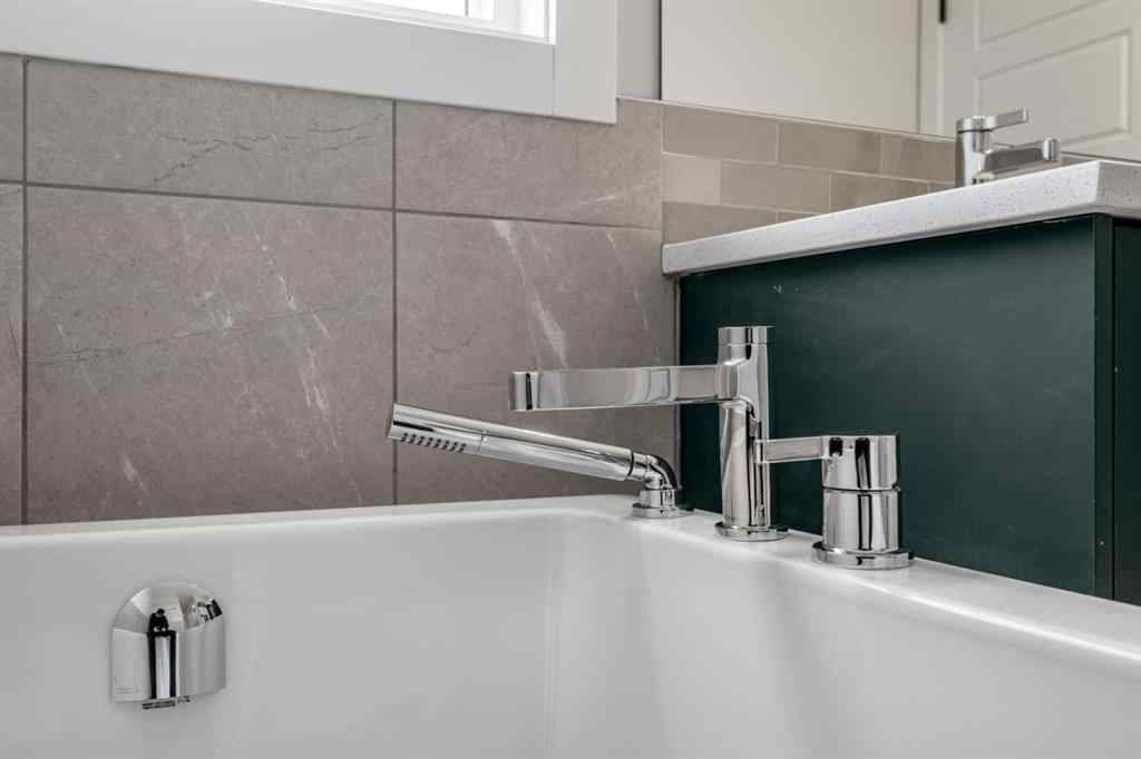 MLS&reg; # A2268838 - 76 Creekview Manor SW in Pine Creek Calgary, Residential Open Houses