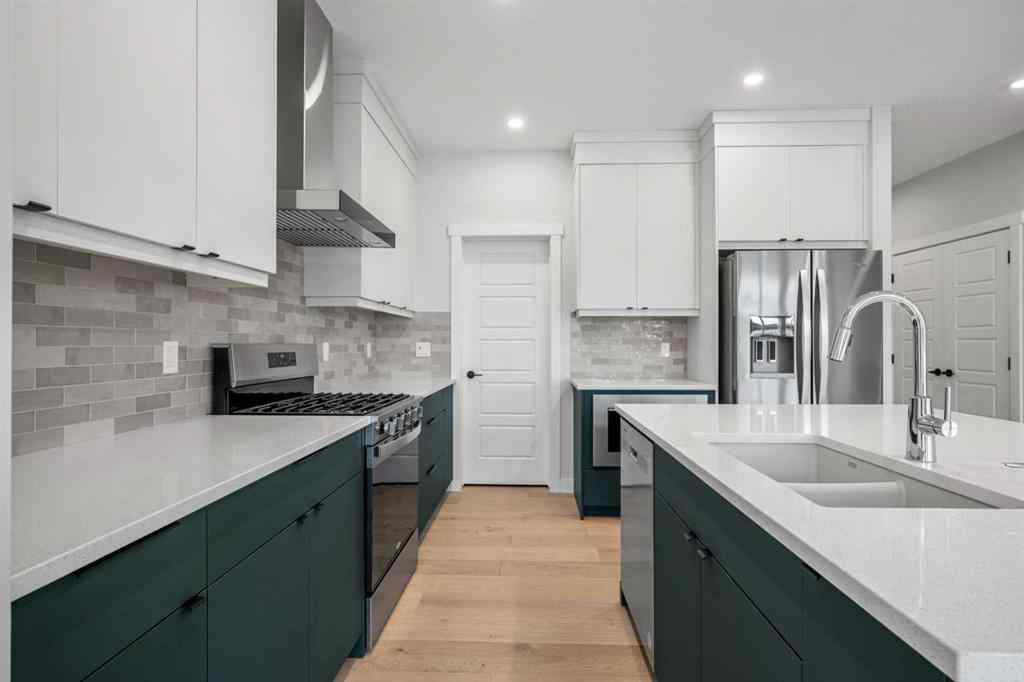 MLS&reg; # A2268838 - 76 Creekview Manor SW in Pine Creek Calgary, Residential Open Houses