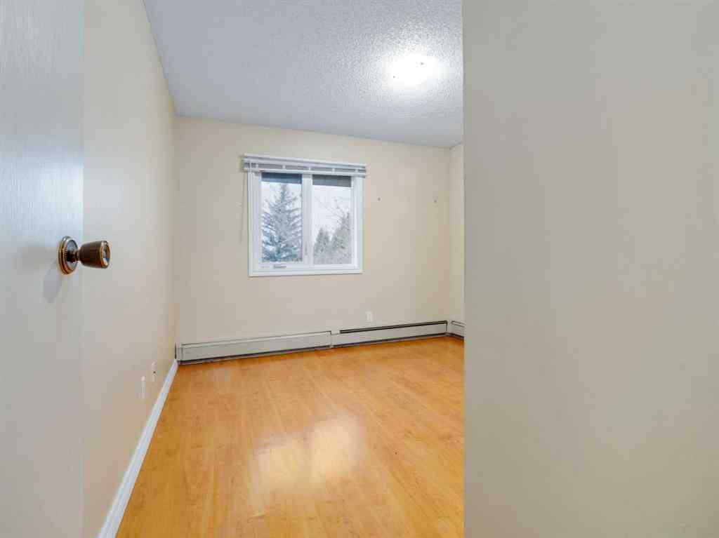 MLS&reg; # A2268845 - Unit #302 65 Temple Boulevard  W in Varsity Village Lethbridge, Residential Open Houses