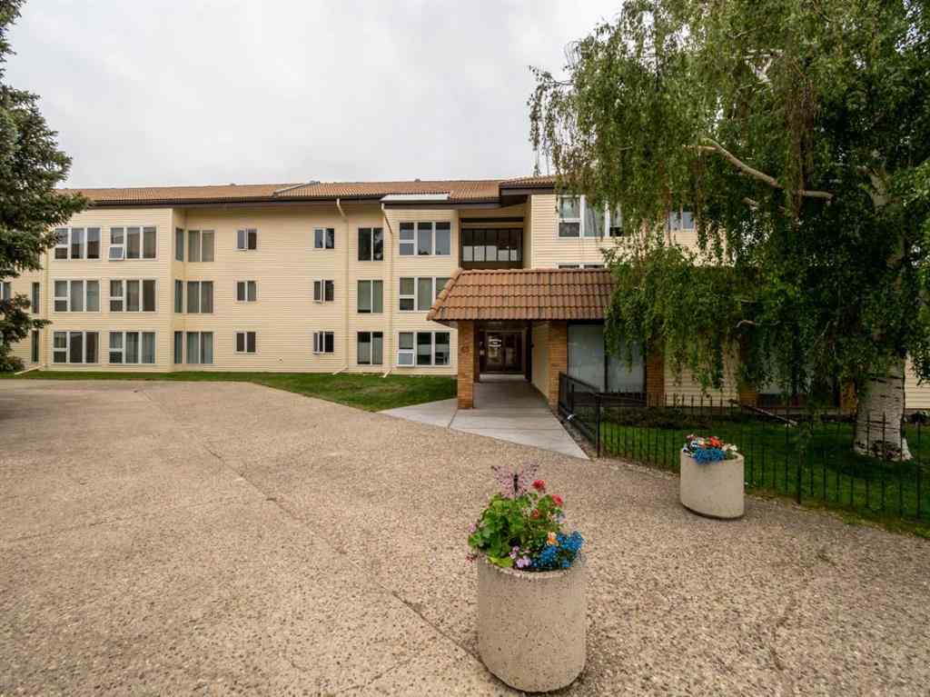 MLS&reg; # A2268845 - Unit #302 65 Temple Boulevard  W in Varsity Village Lethbridge, Residential Open Houses