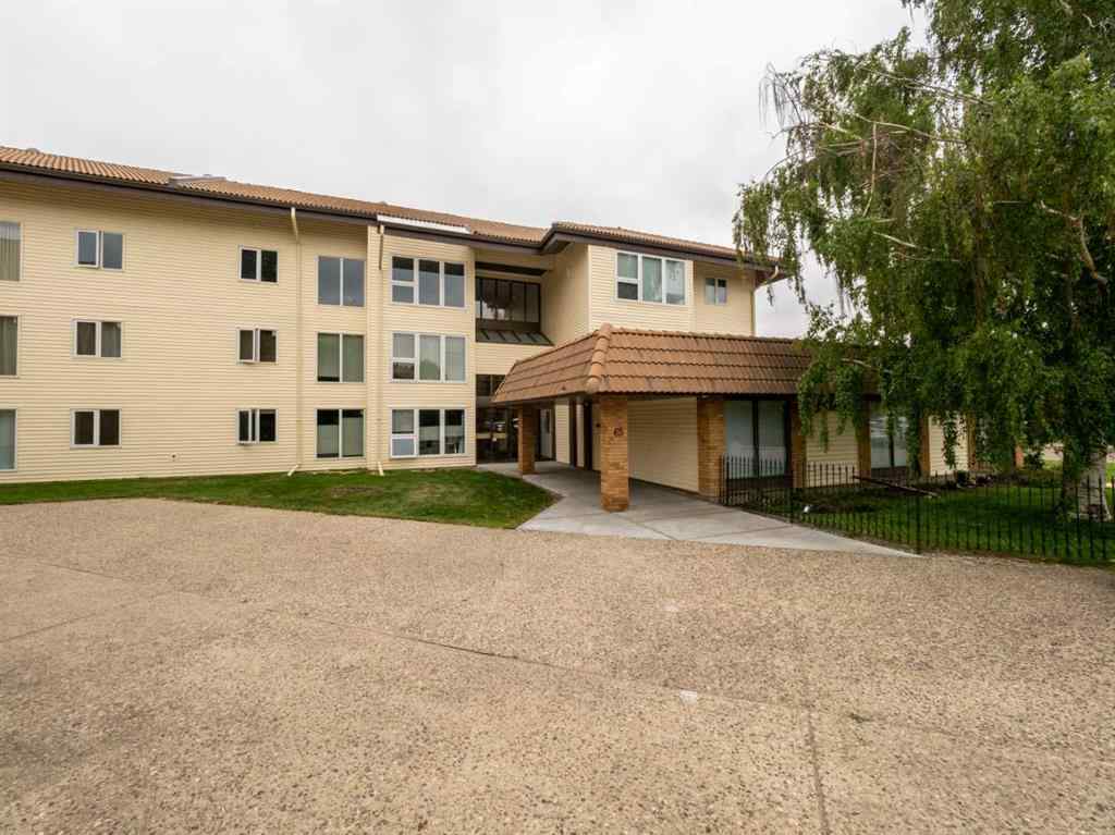 MLS&reg; # A2268845 - Unit #302 65 Temple Boulevard  W in Varsity Village Lethbridge, Residential Open Houses