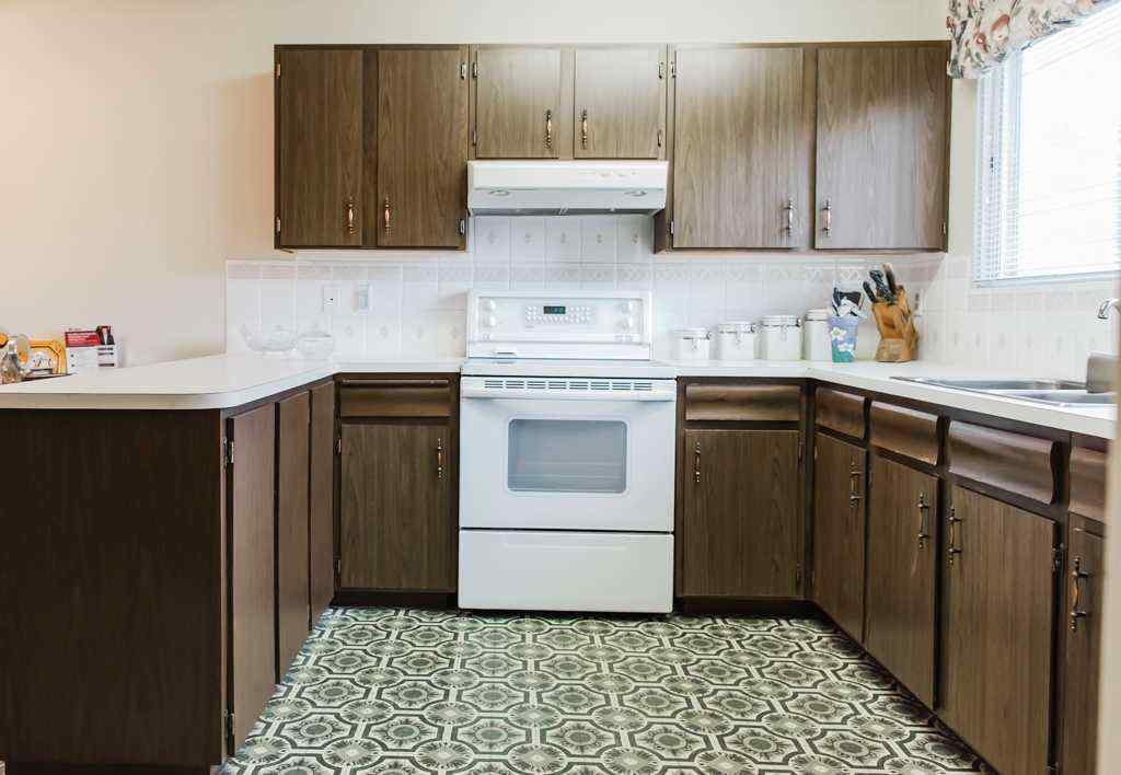 MLS® A2268851 - 9836 81 Avenue  in Patterson Place Grande Prairie, Residential