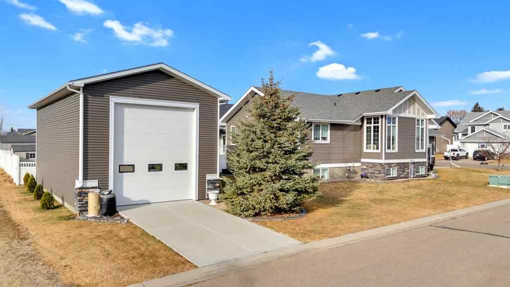 MLS® A2268854 - 3901 49 Ave   in Riverside Ponoka, Residential