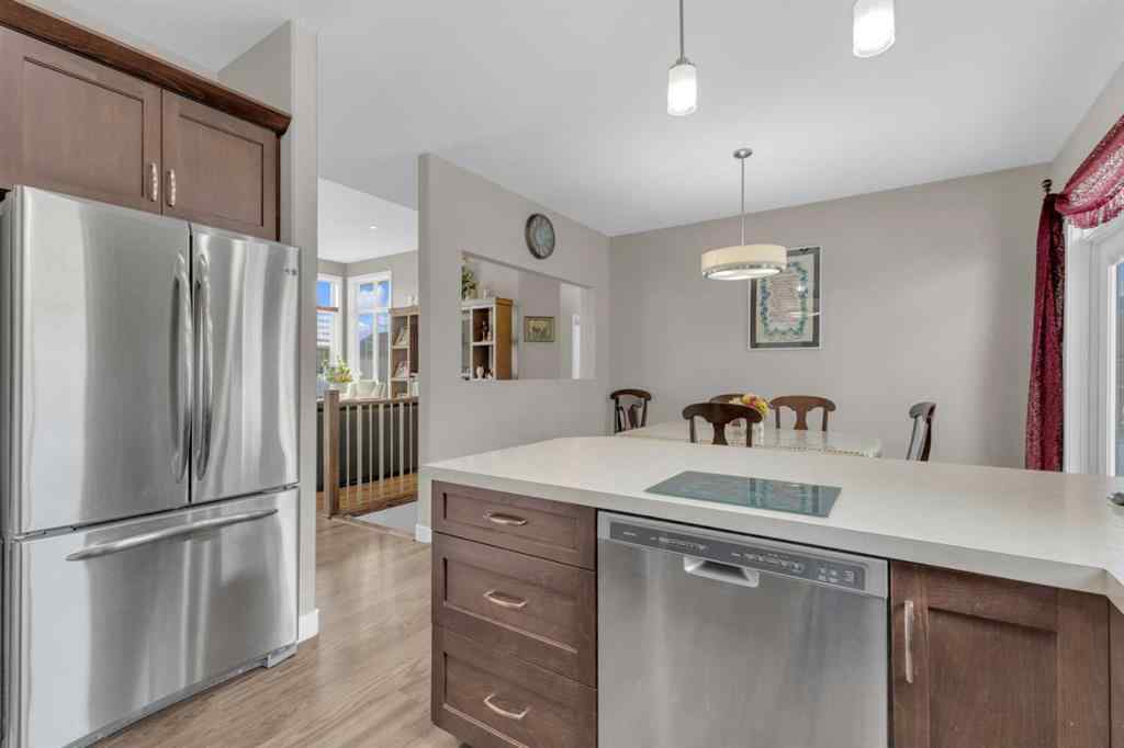 MLS® A2268854 - 3901 49 Ave   in Riverside Ponoka, Residential