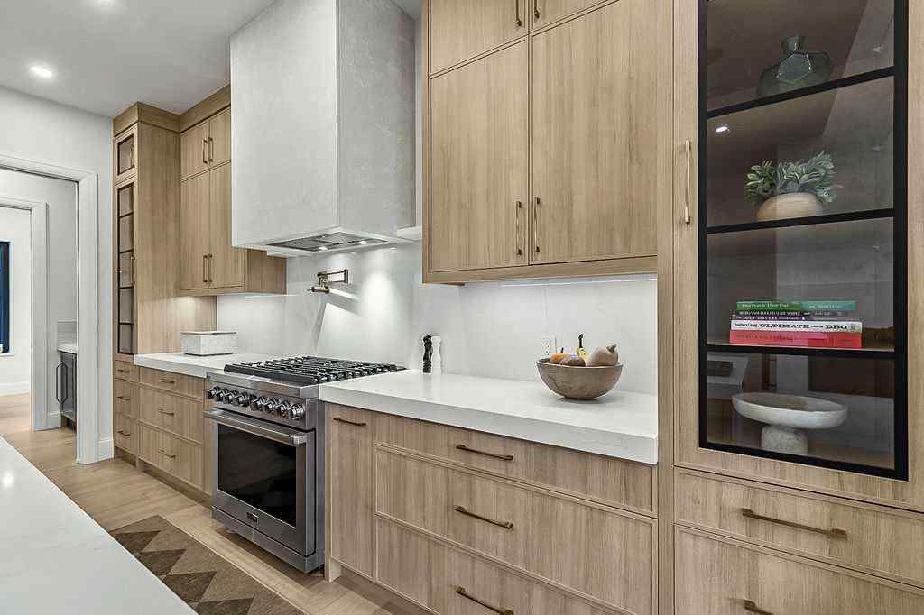 MLS® A2268859 - 56 Lissington Drive SW in North Glenmore Park Calgary, Residential