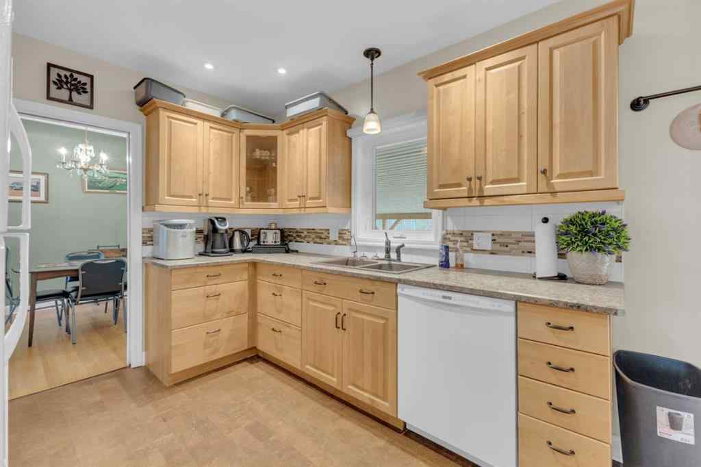 MLS® A2268864 - 602 Patridge Drive   in Pelican Point_CAMR Pelican Point, Residential