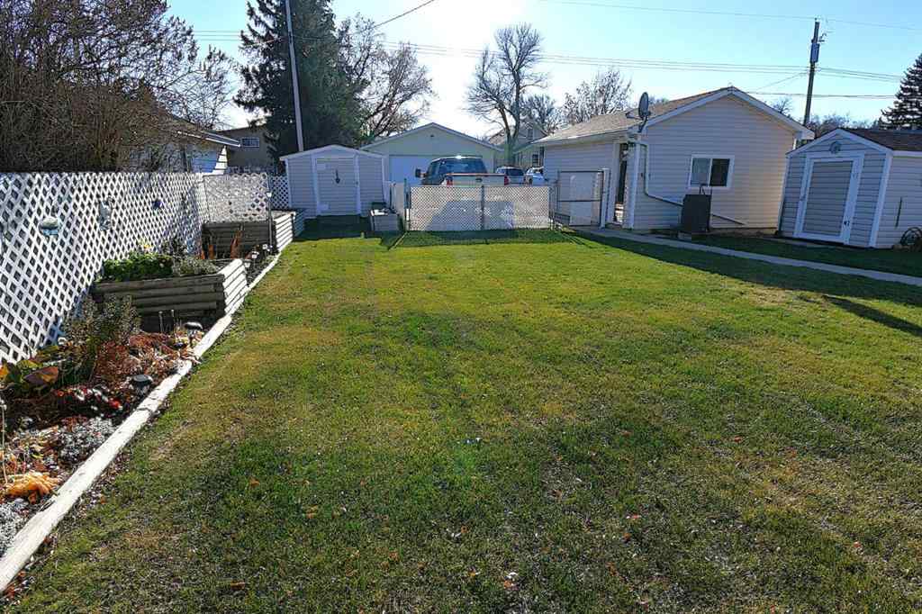 MLS&reg; # A2268868 - 325 4 Avenue  in NONE Bassano, Residential Open Houses