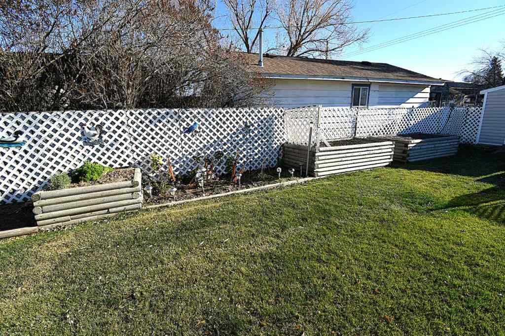 MLS&reg; # A2268868 - 325 4 Avenue  in NONE Bassano, Residential Open Houses