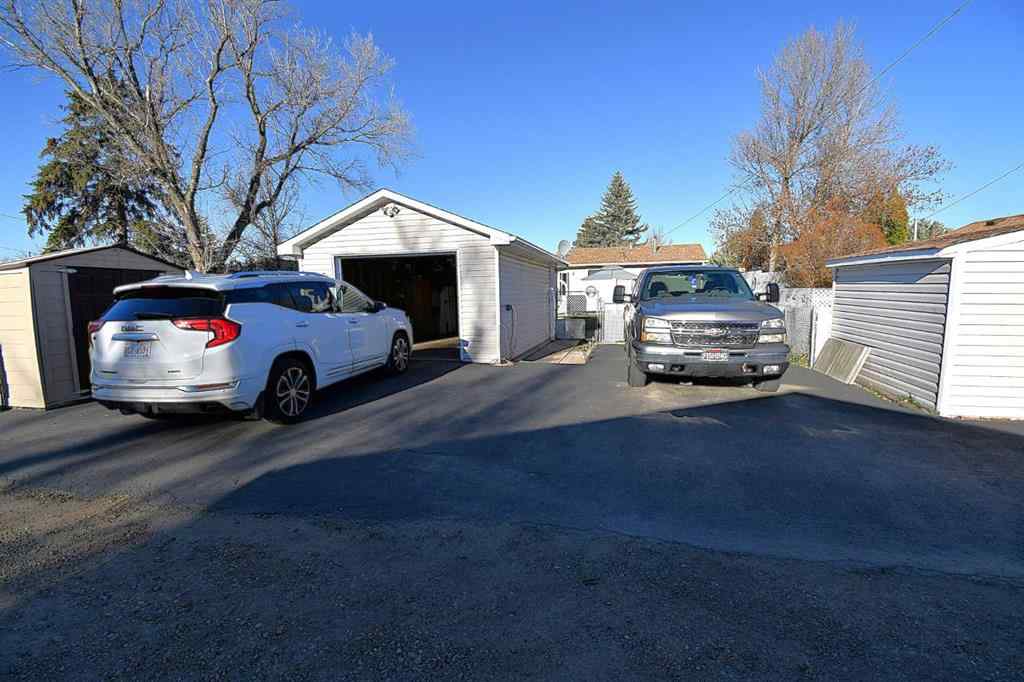 MLS&reg; # A2268868 - 325 4 Avenue  in NONE Bassano, Residential Open Houses