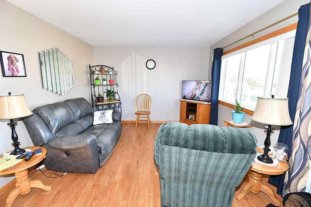 MLS&reg; # A2268868 - 325 4 Avenue  in NONE Bassano, Residential Open Houses