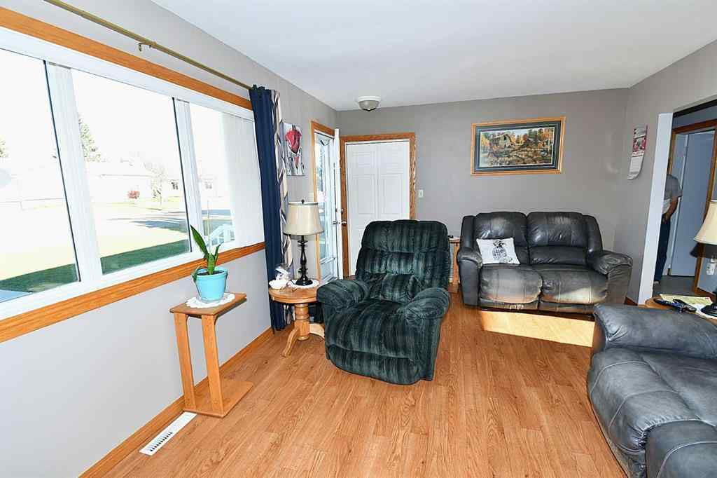 MLS&reg; # A2268868 - 325 4 Avenue  in NONE Bassano, Residential Open Houses