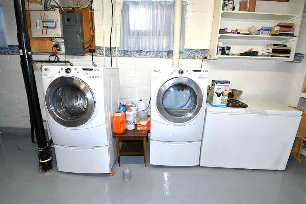 MLS&reg; # A2268868 - 325 4 Avenue  in NONE Bassano, Residential Open Houses