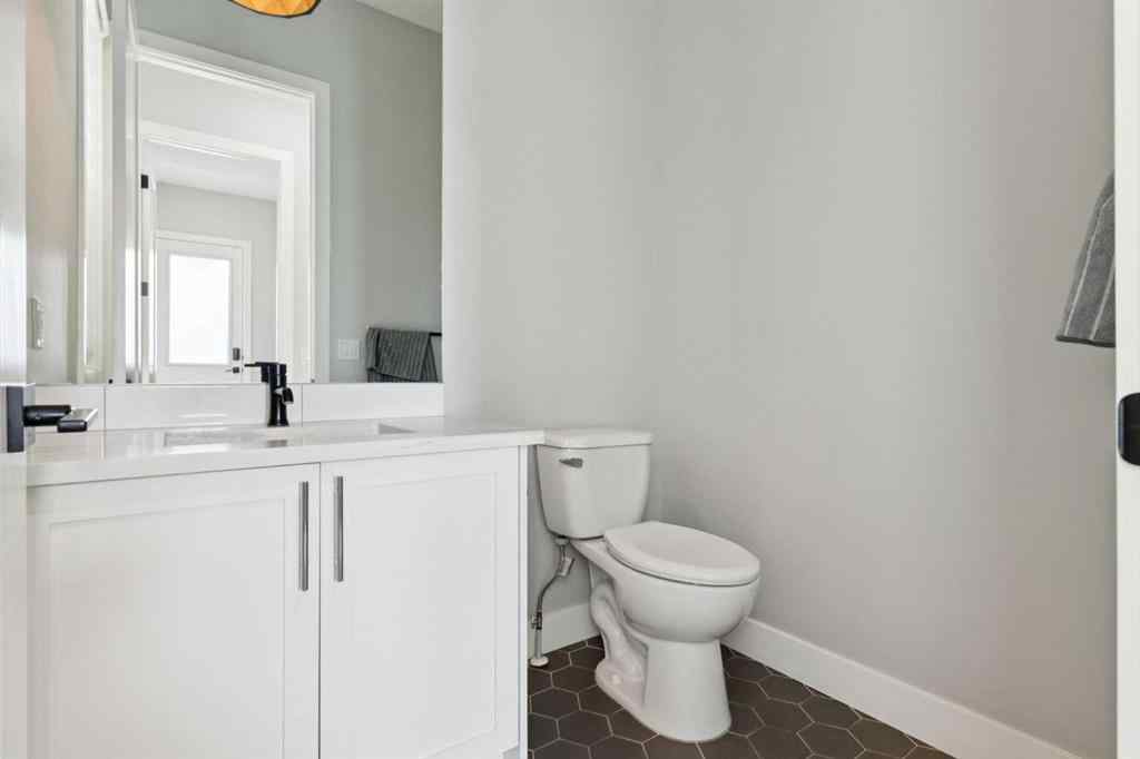 MLS® A2268875 - 1607 18 Avenue NW in Capitol Hill Calgary, Residential