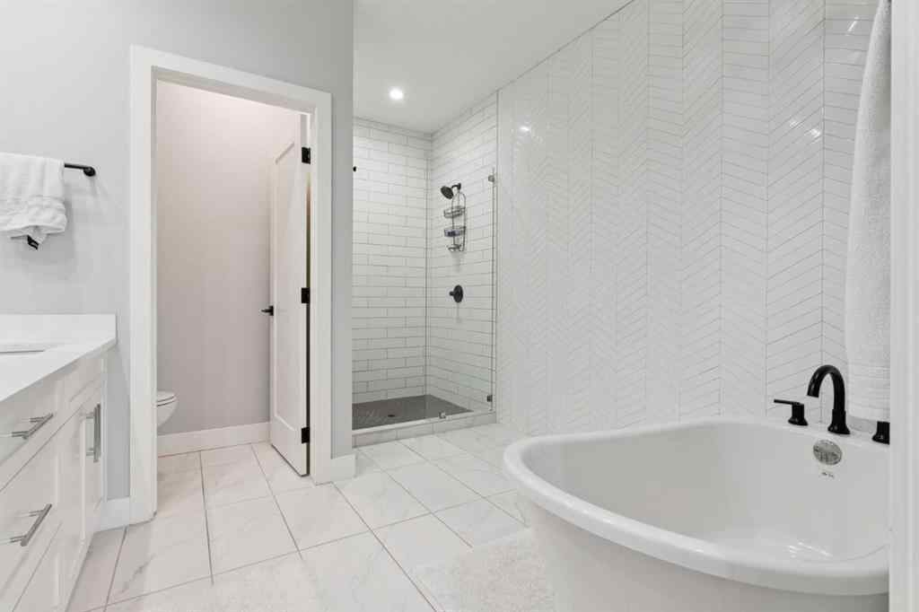 MLS® A2268875 - 1607 18 Avenue NW in Capitol Hill Calgary, Residential