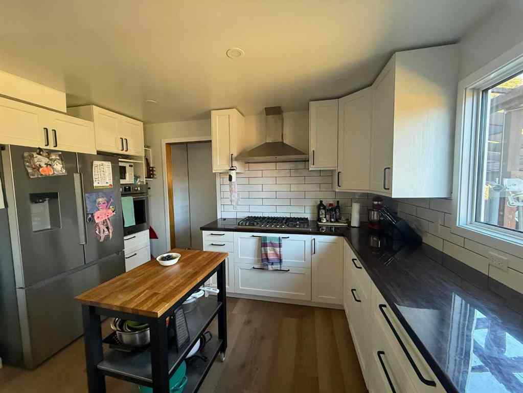 MLS® A2268876 - 11 Aspen Crescent  in Jasper Jasper, Residential