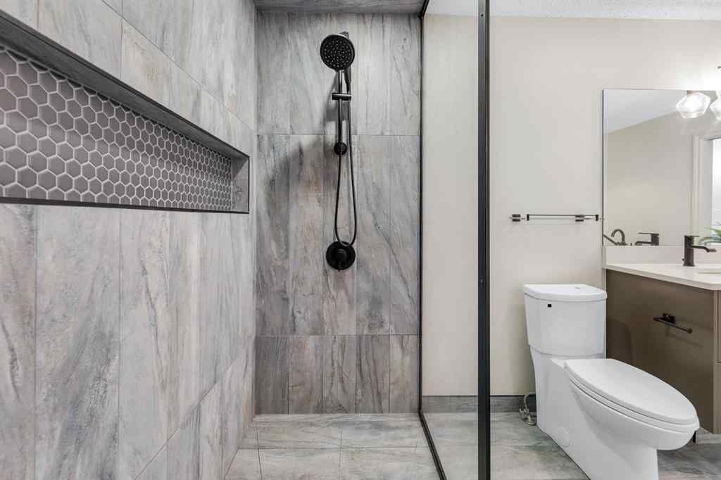 MLS&reg; # A2268879 - Unit #12 10 St Julien Drive SW in Garrison Woods Calgary, Residential Open Houses