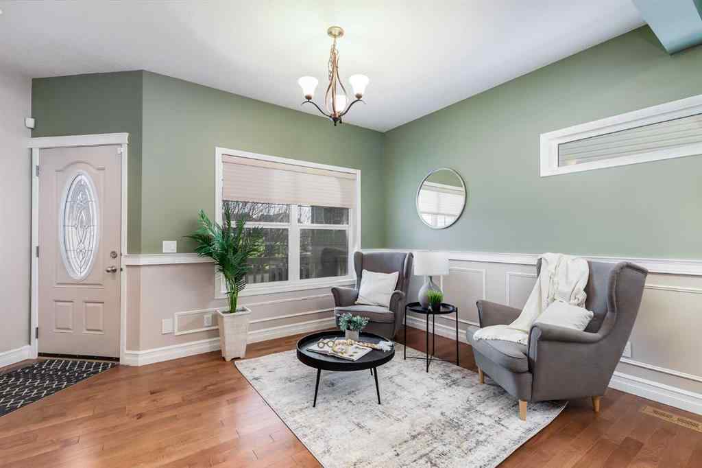 MLS® A2268880 - 1465 Kings Heights Boulevard SE in Kings Heights Airdrie, Residential