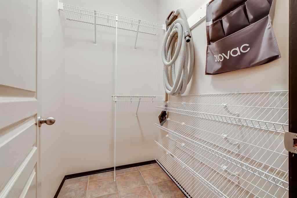 MLS® A2268880 - 1465 Kings Heights Boulevard SE in Kings Heights Airdrie, Residential