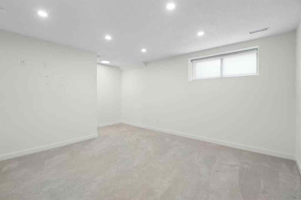 MLS® A2268888 - 211 Elgin Meadows Gardens SE in McKenzie Towne Calgary, Residential