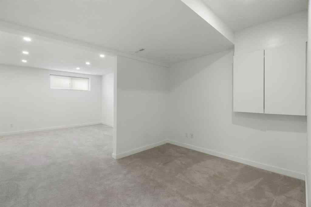 MLS® A2268888 - 211 Elgin Meadows Gardens SE in McKenzie Towne Calgary, Residential